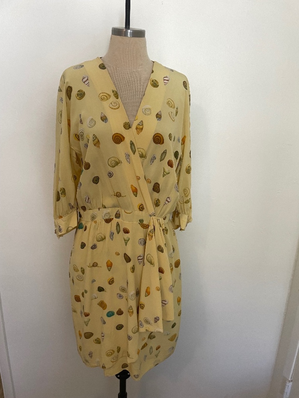 Akris Yellow Silk Shell Snail Dress, Beach Quiet Luxury Runway Size 14, XL EU 46